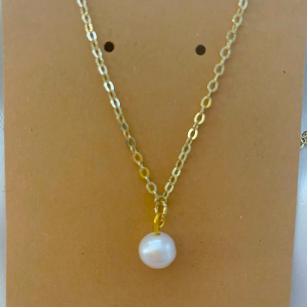 Pearl necklace